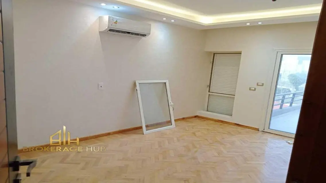 Townhouse First use with Kitchen and ACs thesquare