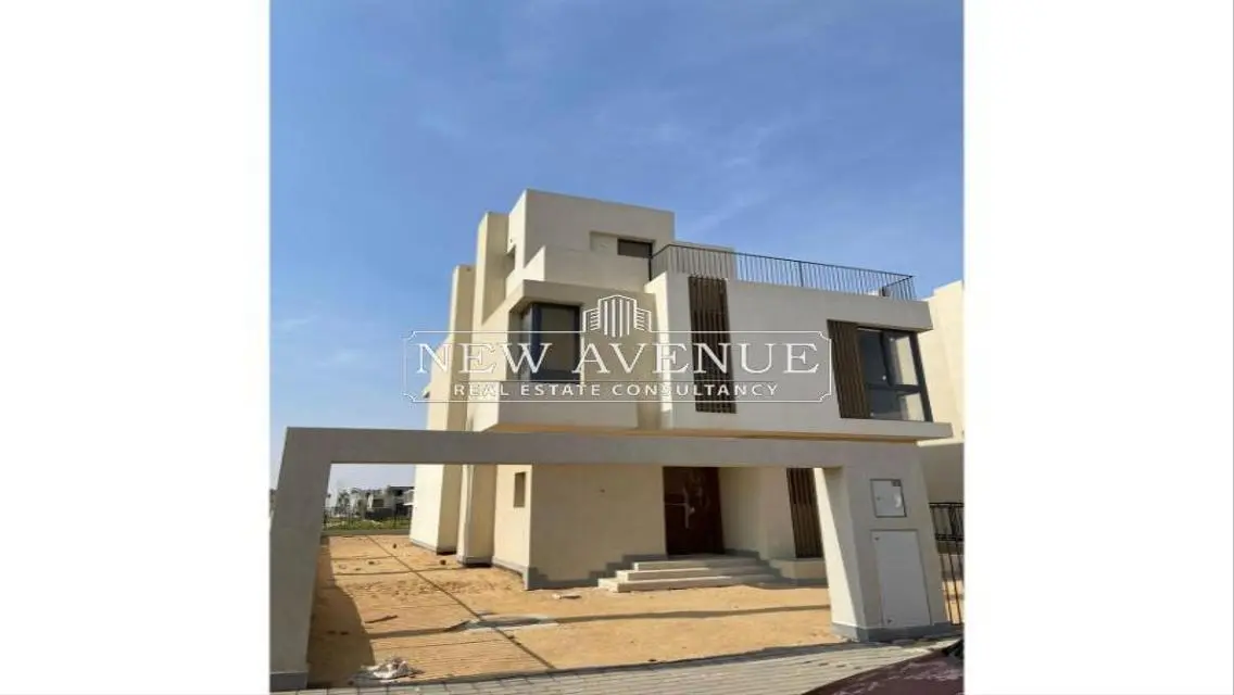 Standalone Ready to move With Huge Garden 377 m