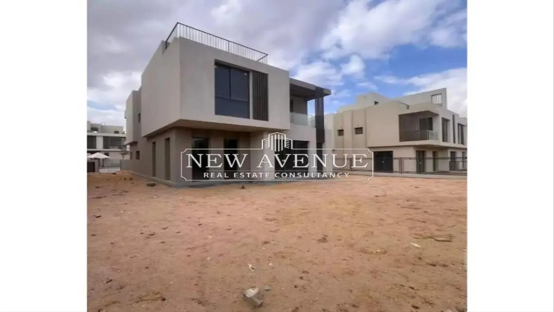 Standalone Ready to move With Huge Garden 377 m