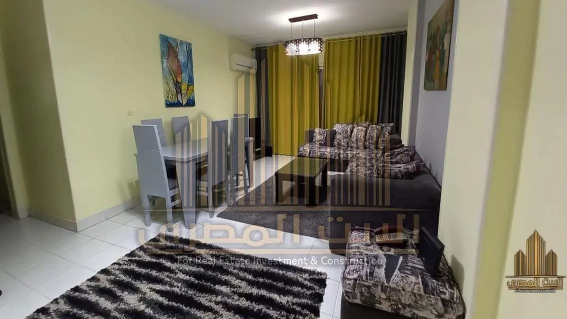 Luxury Apartment with Garden and Premium Amenities