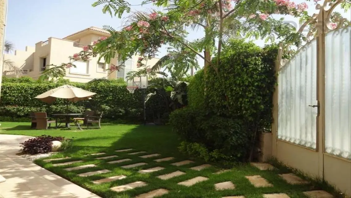 Twin house altra super lux at Flowers park