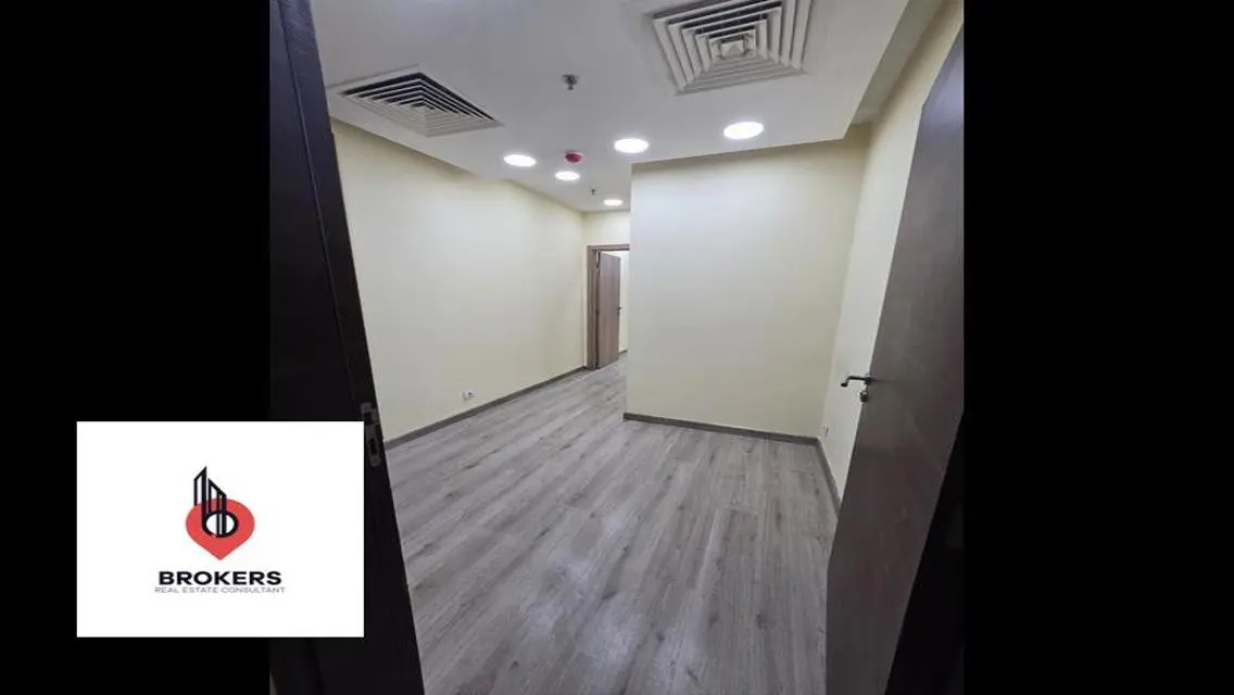 Office for rent in Trivium Square Mall, North 90th