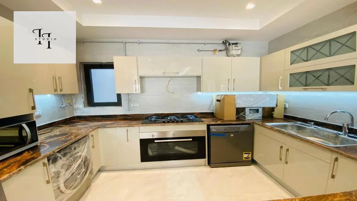 Hotel Apartment for Rent in lake view Residence