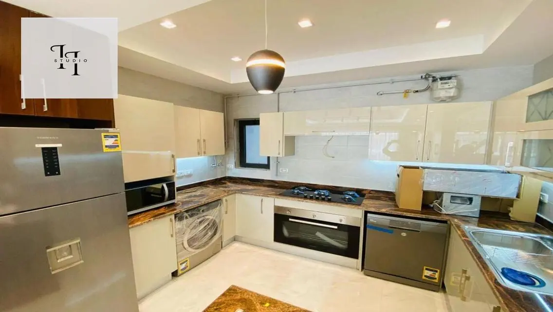 Hotel Apartment for Rent in lake view Residence