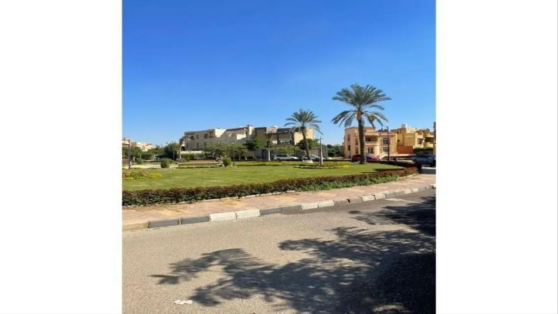 standalone at La Rosa Under Market price