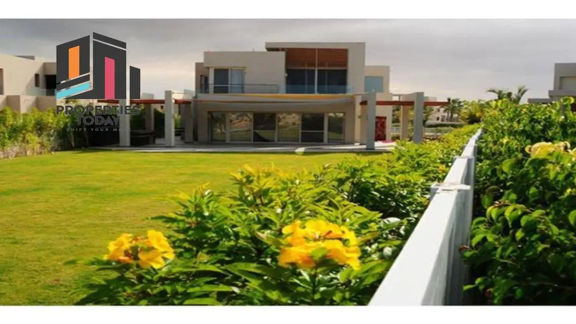 Luxurious Villa for Sale in an Upscale Area