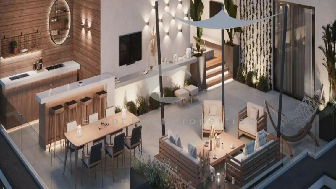 VILLA \NEW CAIRO READY TO MOVE 15% DP OVER 6 YEARS