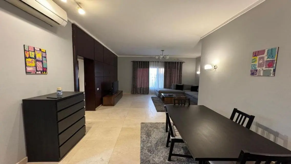 Prime Location - Studio Hotel 88m - The Village