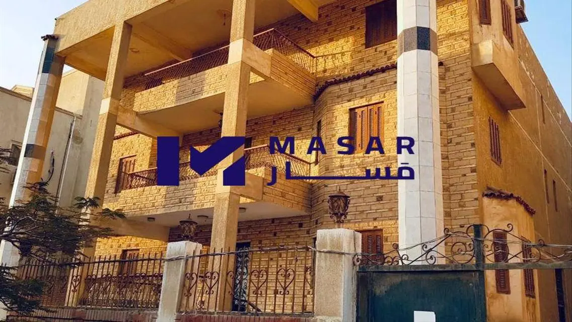 فيلا للبيع في القاهره الجديده بسعر مغري جدا