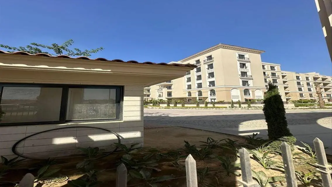 Own a Luxury Apartment in Sheikh Zayed Now