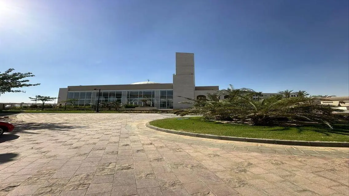 Own a Luxury Apartment in Sheikh Zayed Now