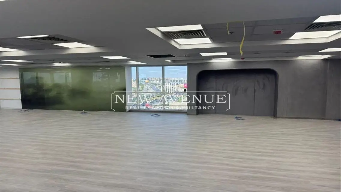 Premium Property with Meter Space and High-End Amenities for 1,250,000