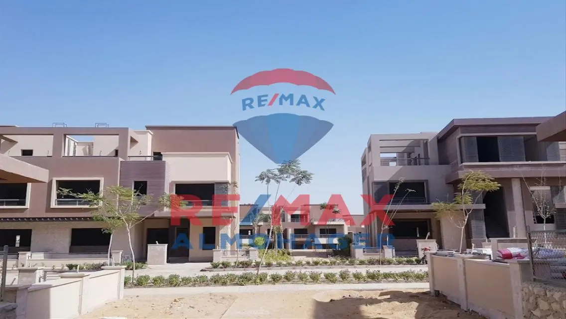 Luxury Apartment for Sale, 3054 sqm in Prime Location