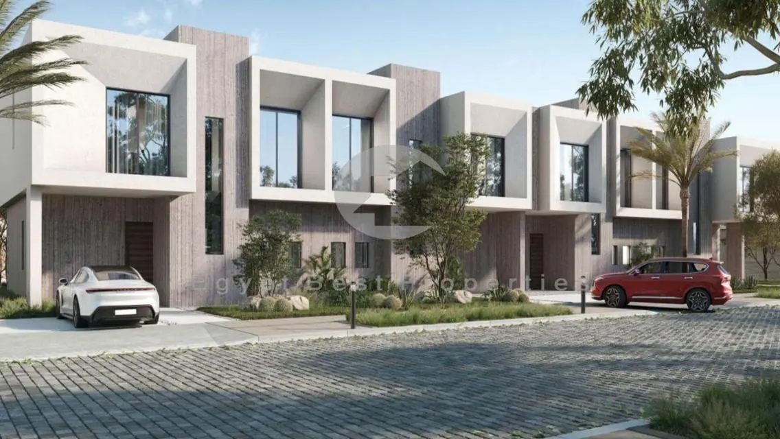 Townhouse for sale fully finished /Solana West