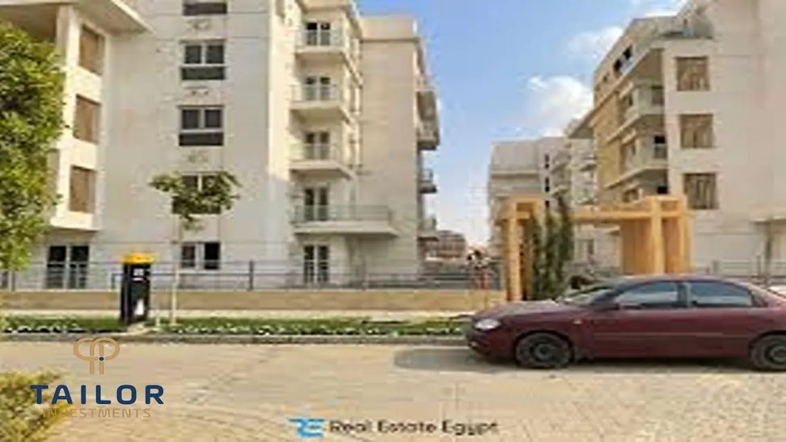 Luxurious Apartment with Mountain View in October City