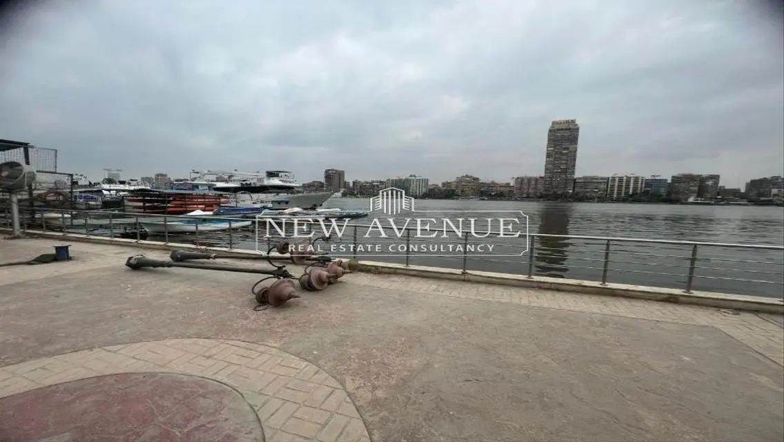 Modern Office for Sale with Exceptional Amenities