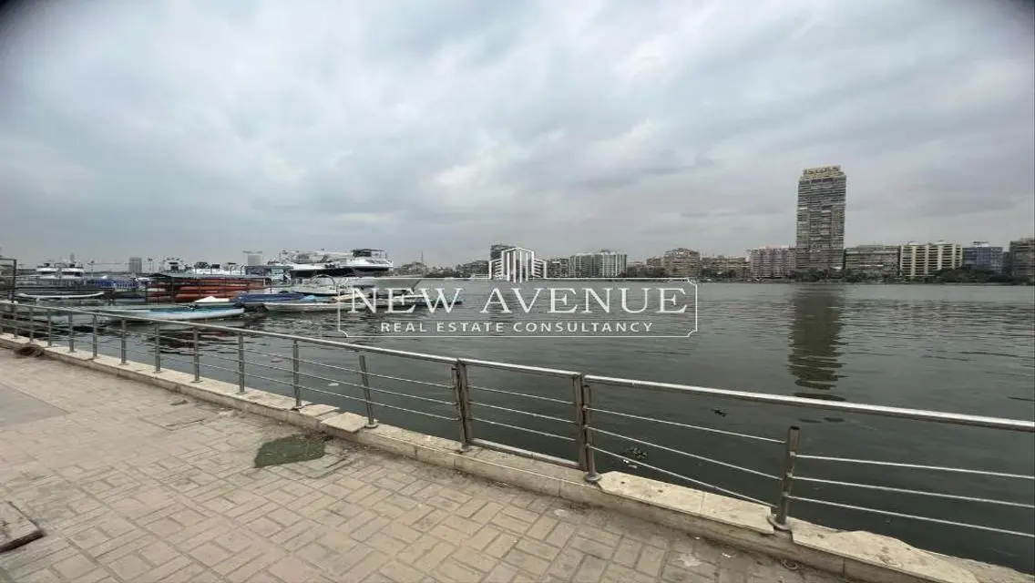 Modern Office for Sale with Exceptional Amenities