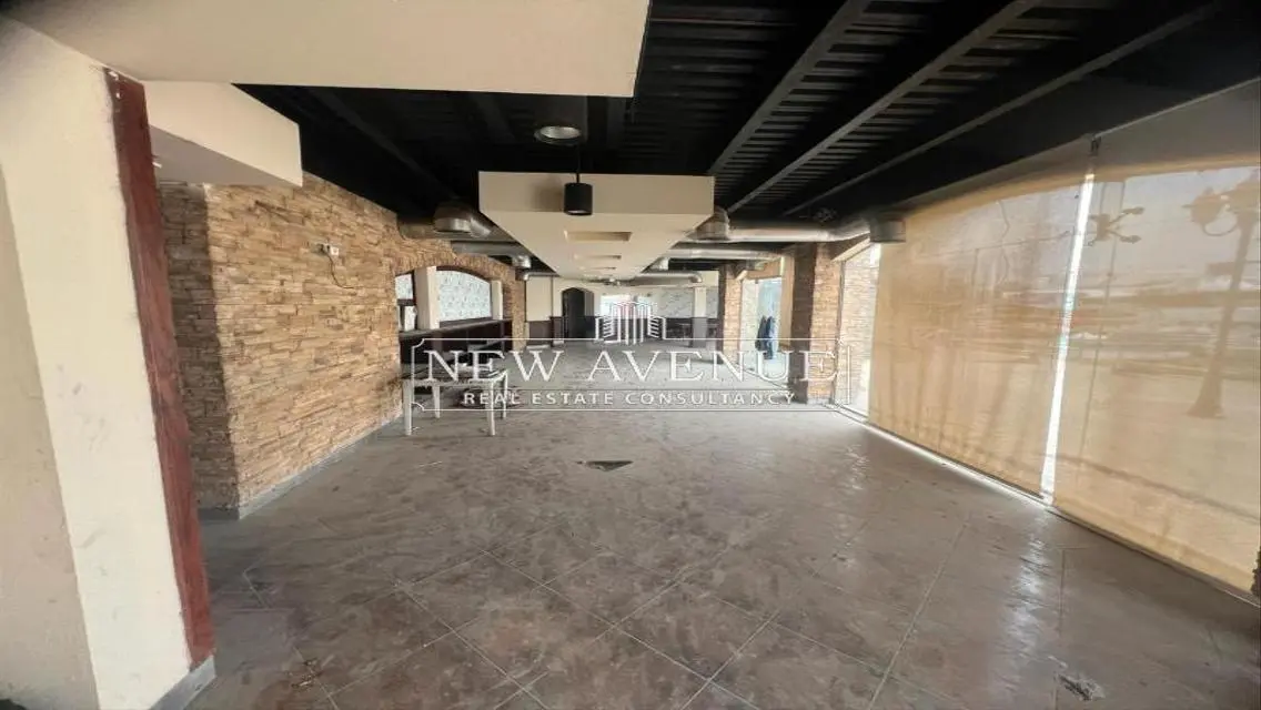 Modern Office for Sale with Exceptional Amenities