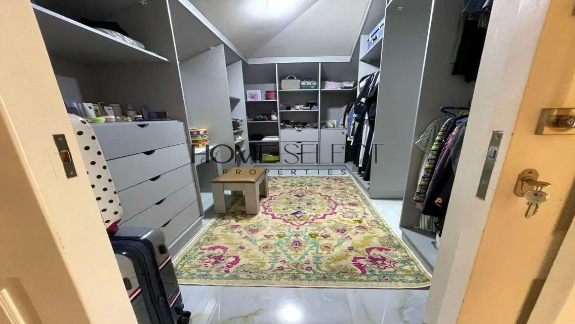 فيلا فاخرة للبيع في مينا جاردن سيتي