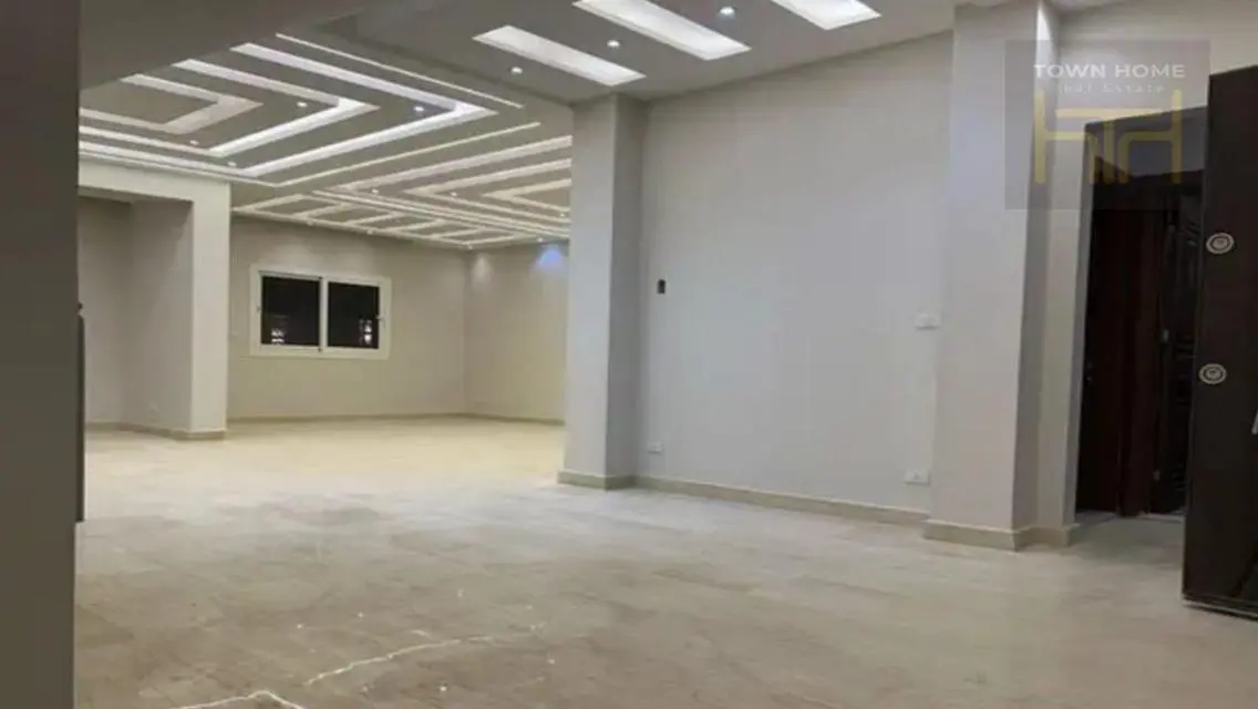 فيلا تشطيبات خاصه سوبر لوكس للايجار في الرحاب5 غرف