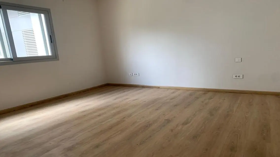 For Rent 150m - Prime Location -kitchen &amp; Ac&#39;s