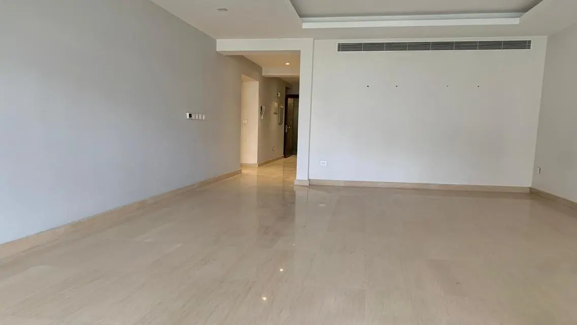 For Rent 150m - Prime Location -kitchen &amp; Ac&#39;s