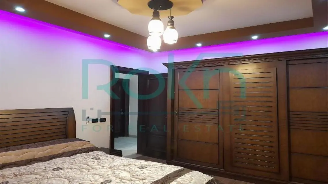 فيلا فاخرة للبيع بمساحة 370 متر في كونسيتك بتصميم عصري