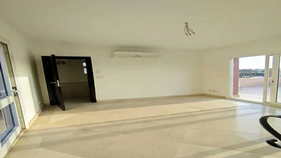 Twin house for rent at Mivida  ( first residence )
