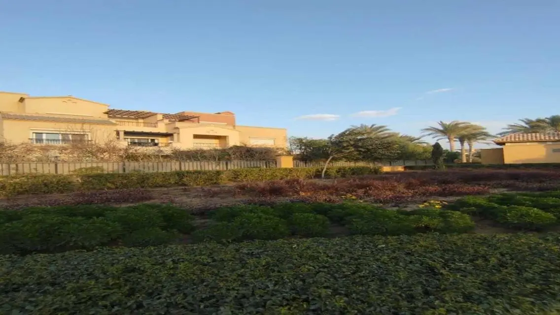 Twin house for rent at Mivida  ( first residence )