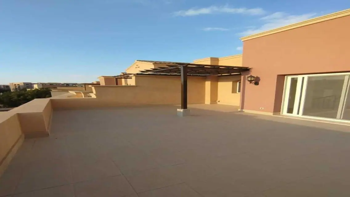 Twin house for rent at Mivida  ( first residence )