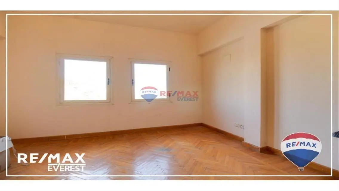 Resale finished town house with AC&#39;s -Dara Gardens