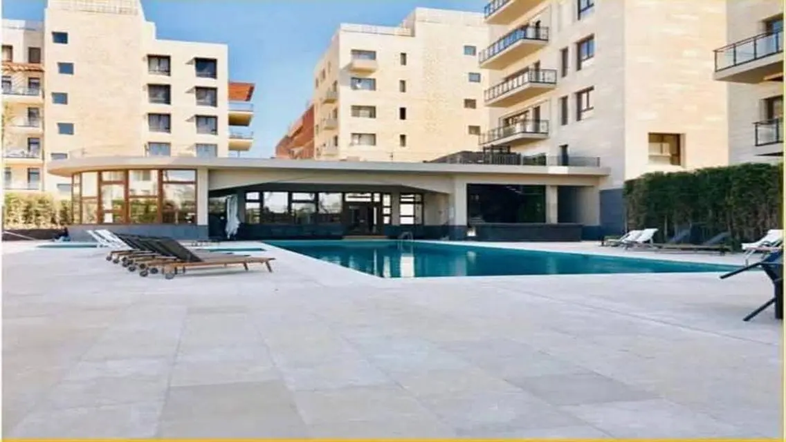 Finished apartment ready to move in Beverly Hills