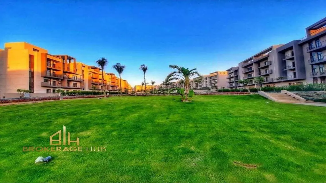 Apartment with ACs -rent- in fifth square marasem