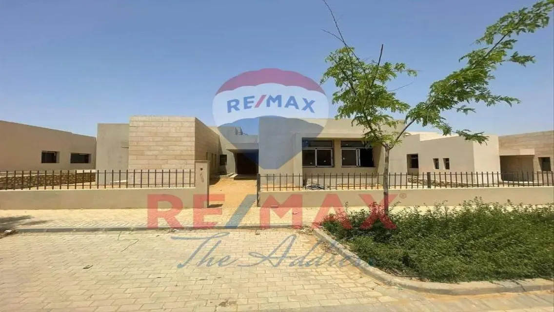 Resale Villa One story | Prime Location at O west