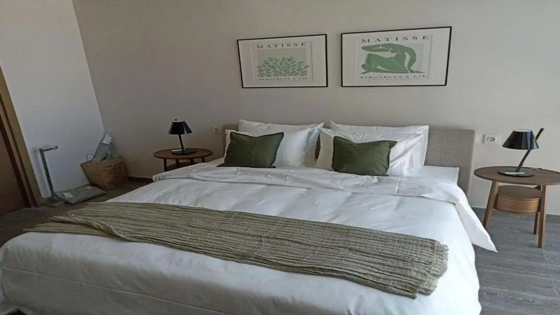Finished apartment in Zed Towers in front of Rabwa