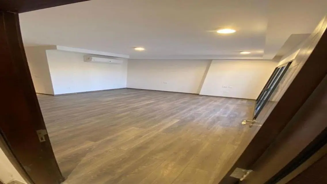 Finished apartment in Zed Towers in front of Rabwa