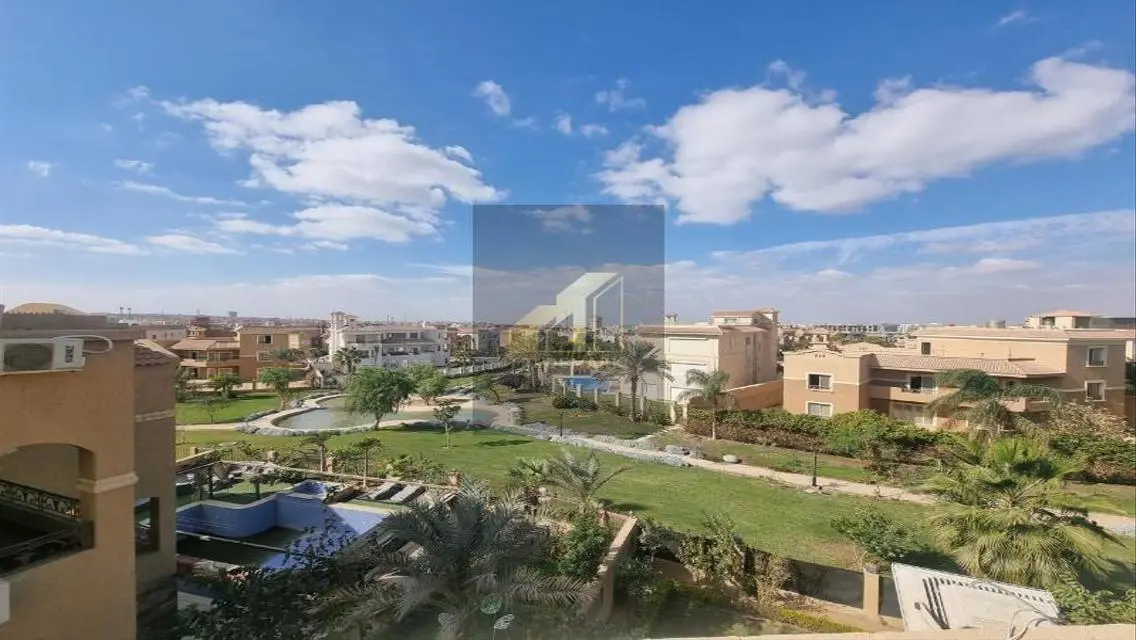 فيلا متشطبه 670 متر للبيع فى لى روا تجمع بسعر لقطه