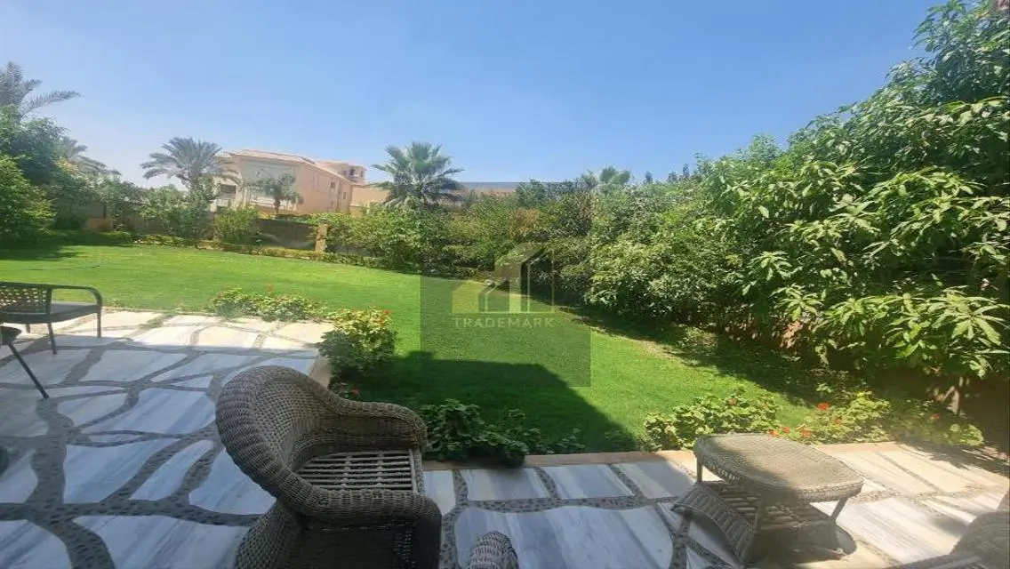 فيلا متشطبه 670 متر للبيع فى لى روا تجمع بسعر لقطه
