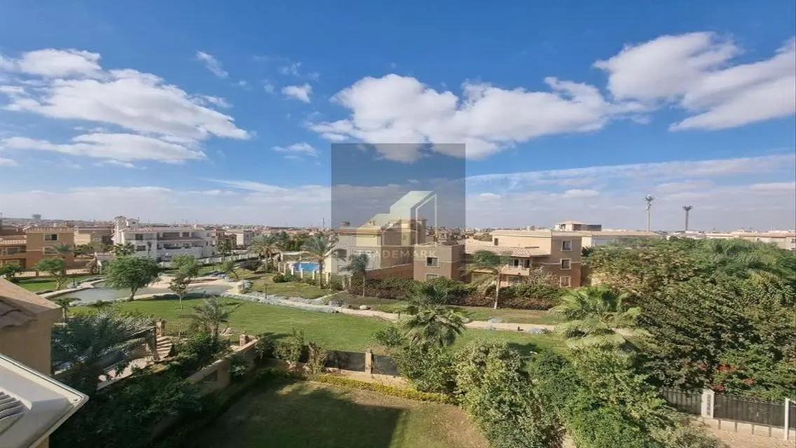 فيلا متشطبه 670 متر للبيع فى لى روا تجمع بسعر لقطه
