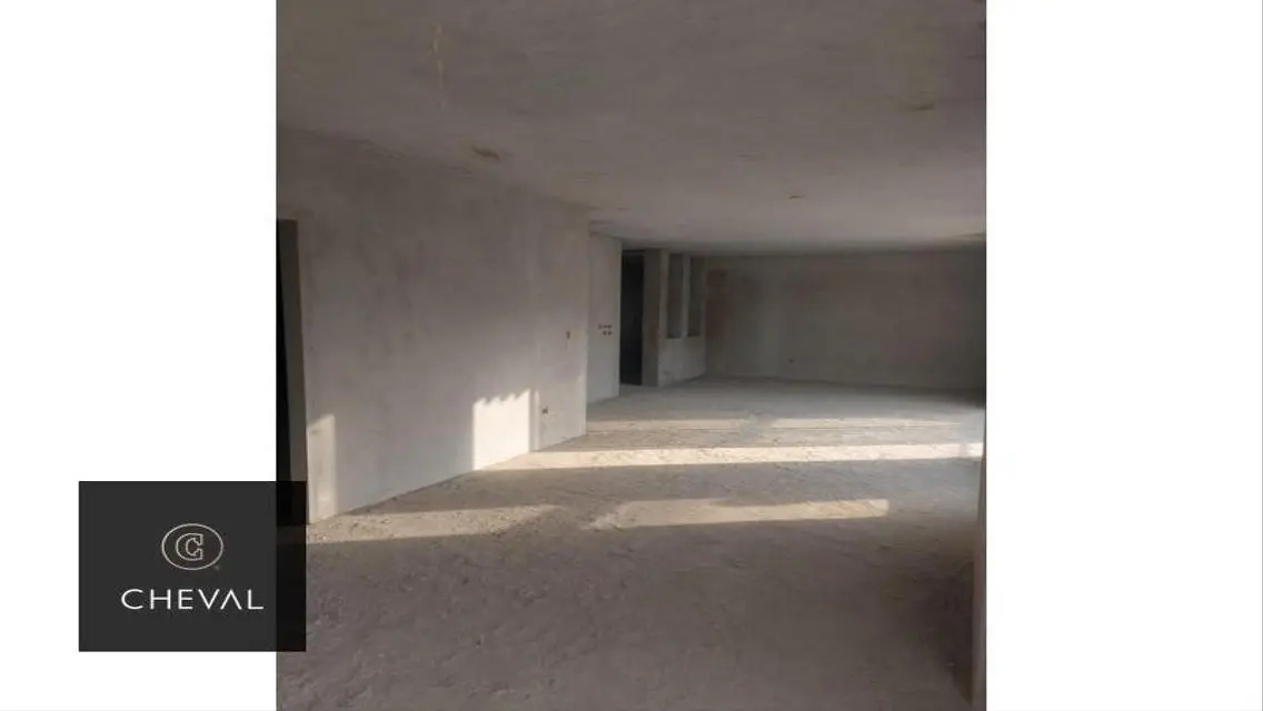 Triplex for sale in sodic eastown