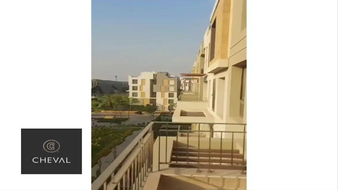 Triplex for sale in sodic eastown