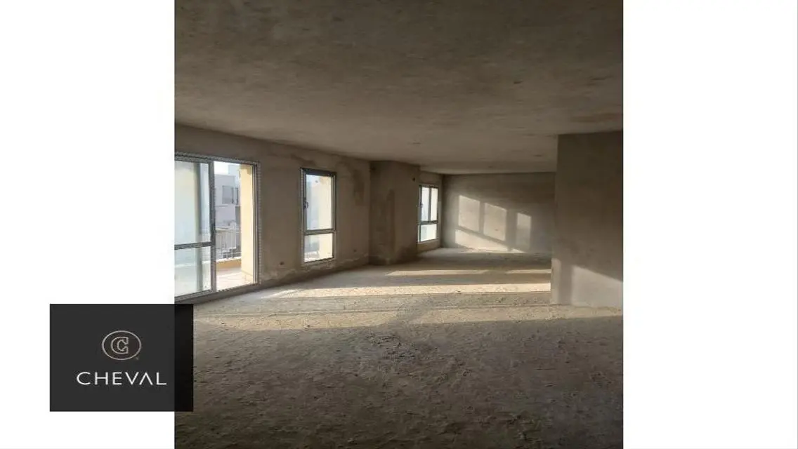 Triplex for sale in sodic eastown