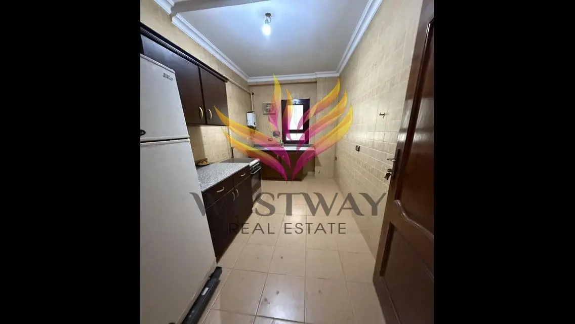 ground floor apartment for rent 130m with garden