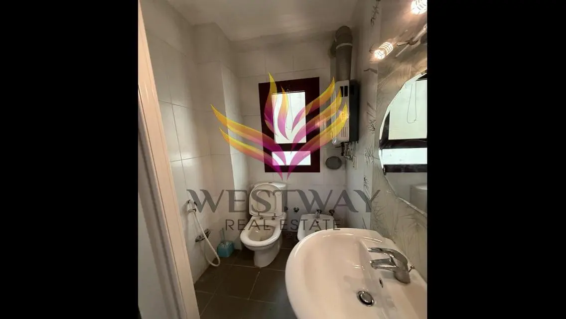 ground floor apartment for rent 130m with garden