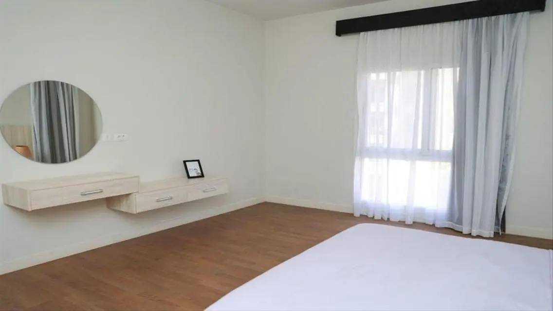Luxurious Apartment in Mivida