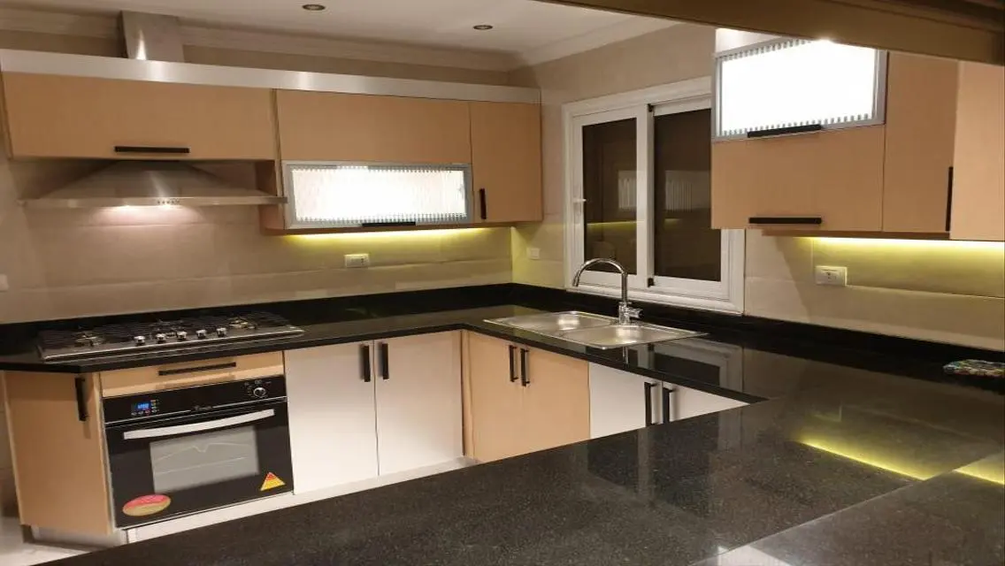 Luxurious Pent house for Sale at mountain view