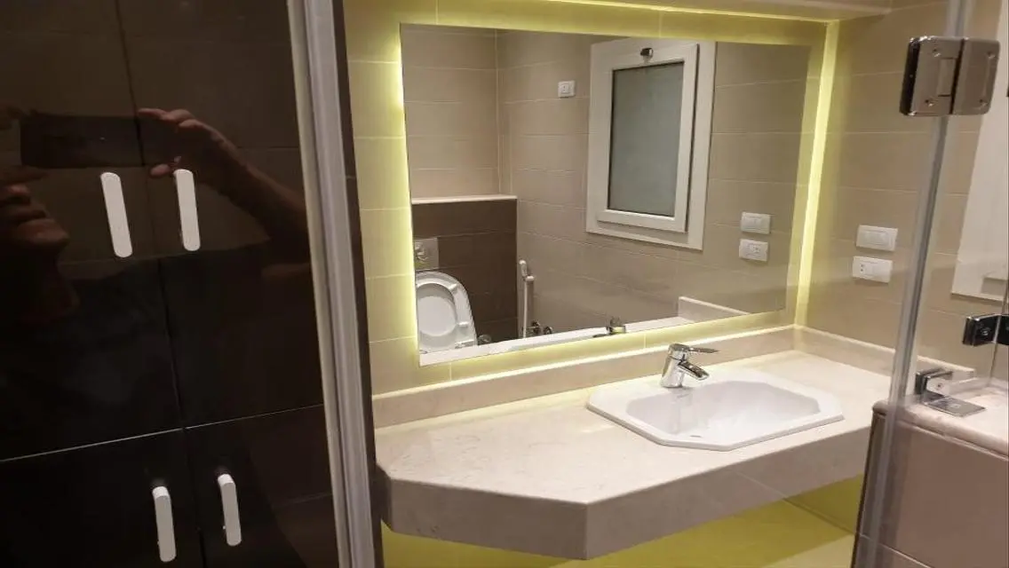 Luxurious Pent house for Sale at mountain view