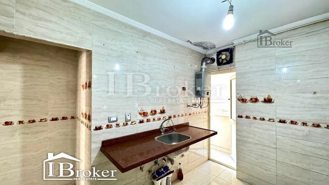 For sale Laurent (150m) Shaarawy Street, sea view