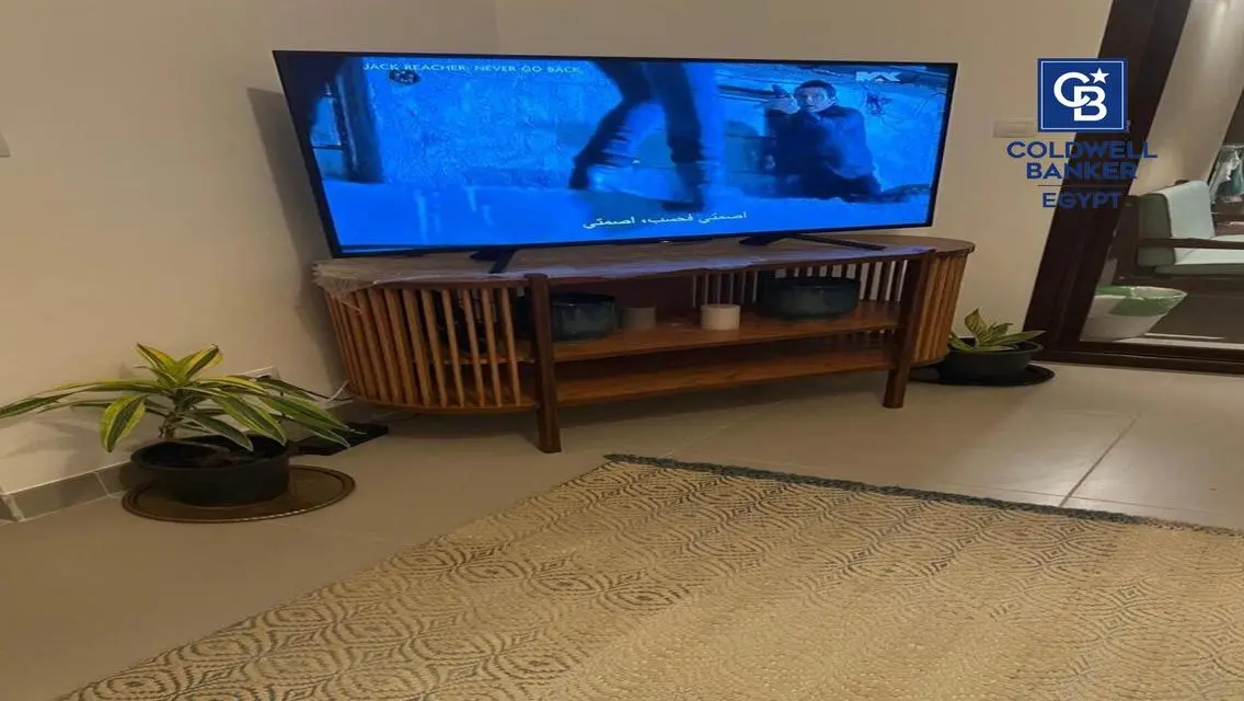 شاليه أرضي موقع متميز للإيجار في مراسي