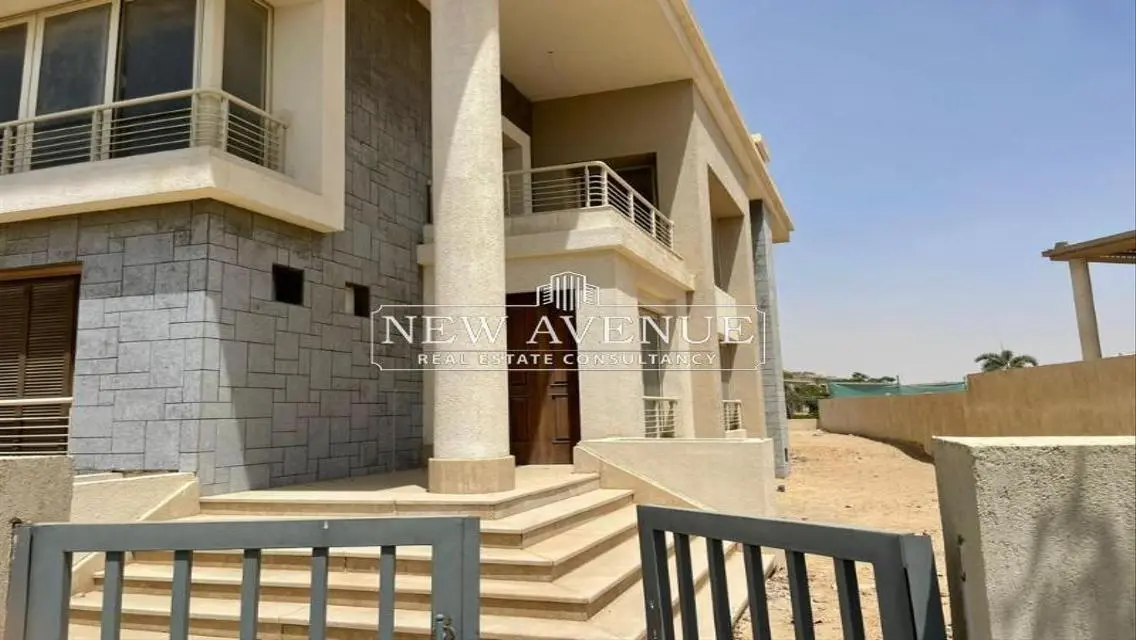 villa overlooking wide greenery- Oriana CFC